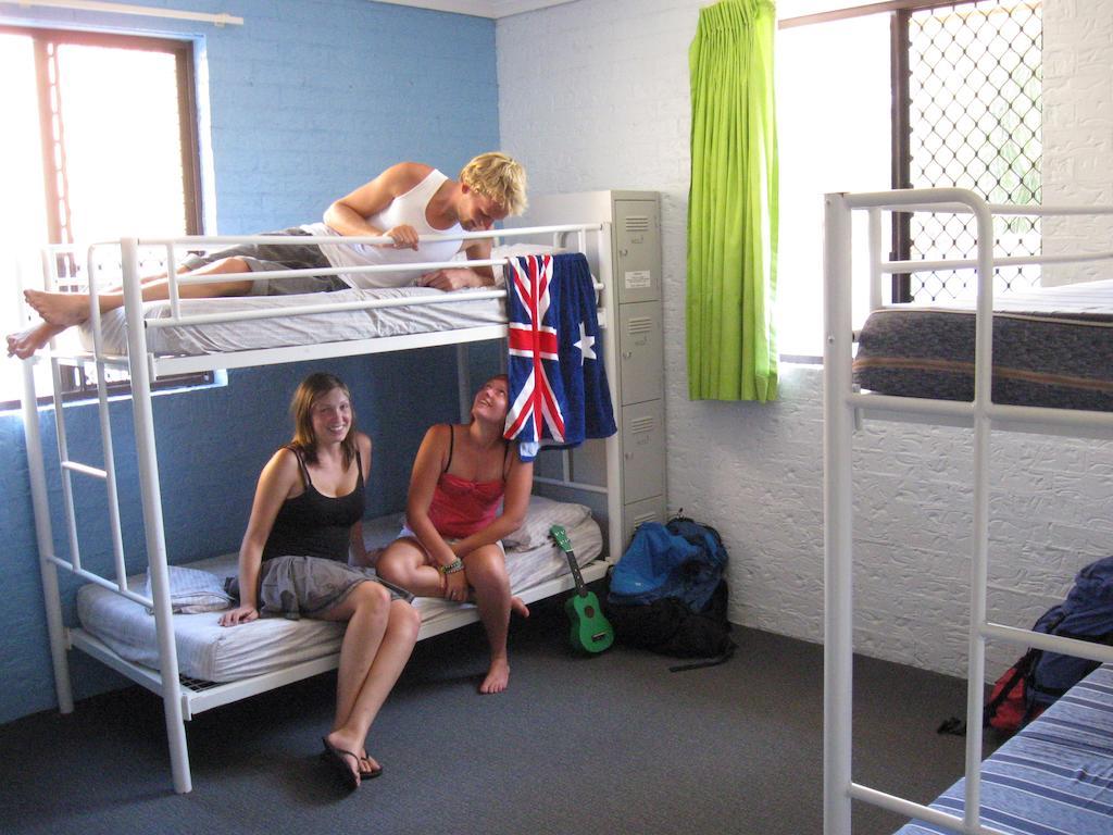 Hostel Aussitel Backpackers Coffs Harbour Zimmer foto