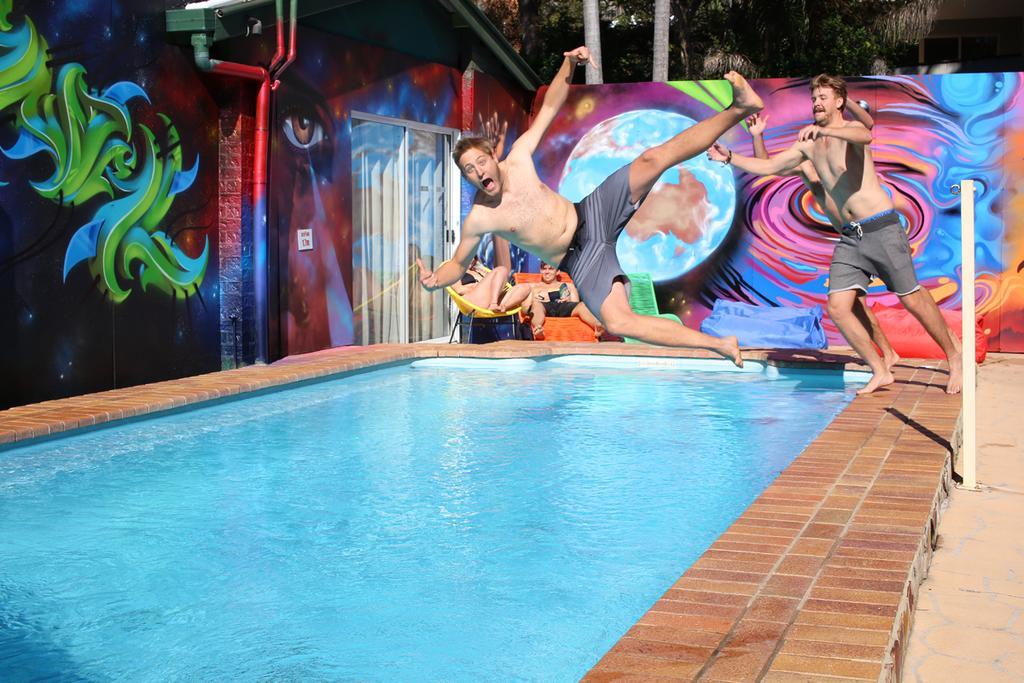 Hostel Aussitel Backpackers Coffs Harbour Exterior foto